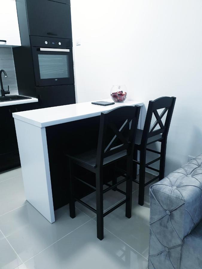 Lux Apartment - Central Place Bar Ngoại thất bức ảnh