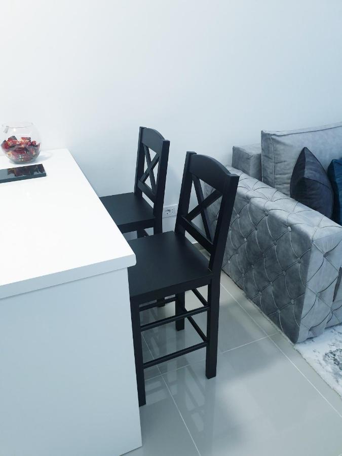 Lux Apartment - Central Place Bar Ngoại thất bức ảnh